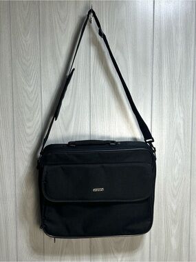 TARGUS Nylon 15.6" Notepad & Laptop Case Shoulder Bag Black